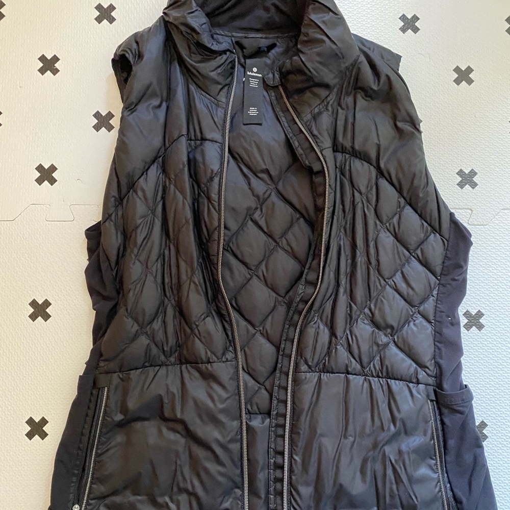 Lululemon black vest